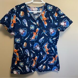 ScrubStat Space-Themed Scrub Top Fox Hedgehog Women’s M